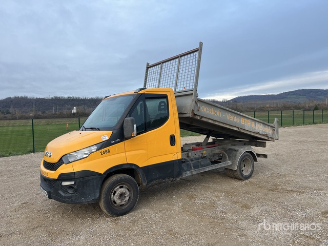 2016 Iveco 35-130 4x2 Camion Benne 4x2 Dump Truck: Light Duty - Kipper vrachtwagen: afbeelding 2 2016 Iveco 35-130 4x2 Camion Benne 4x2 Dump Truck: Light Duty - Kipper vrachtwagen: afbeelding 2