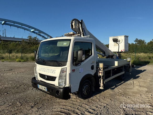 2016 Renault Maxity 2016 Multitel MT182EX 20 m on 4 ... Bucket Truck - Vrachtwagen hoogwerker: afbeelding 1 2016 Renault Maxity 2016 Multitel MT182EX 20 m on 4 ... Bucket Truck - Vrachtwagen hoogwerker: afbeelding 1