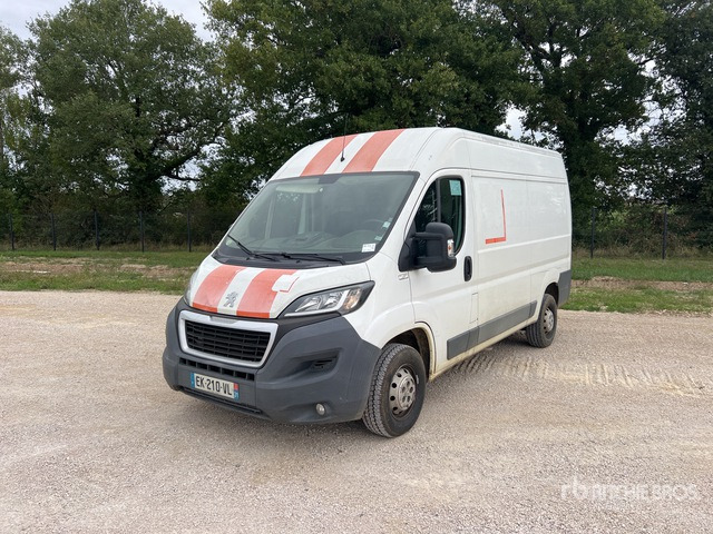 2017 Peugeot Boxer Vehicule Utilitaire Cargo Van - Gesloten bestelwagen: afbeelding 1 2017 Peugeot Boxer Vehicule Utilitaire Cargo Van - Gesloten bestelwagen: afbeelding 1