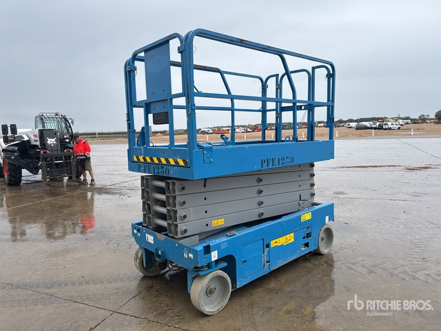 2019 Genie GS3246 Electric Nacelle Ciseau Electri ... Scissor Lift - Schaarlift: afbeelding 3 2019 Genie GS3246 Electric Nacelle Ciseau Electri ... Scissor Lift - Schaarlift: afbeelding 3