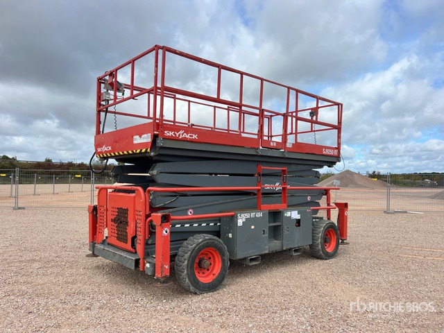 2019 Skyjack SJ9250 RT 4x4 Scissor Lift - Schaarlift: afbeelding 1 2019 Skyjack SJ9250 RT 4x4 Scissor Lift - Schaarlift: afbeelding 1