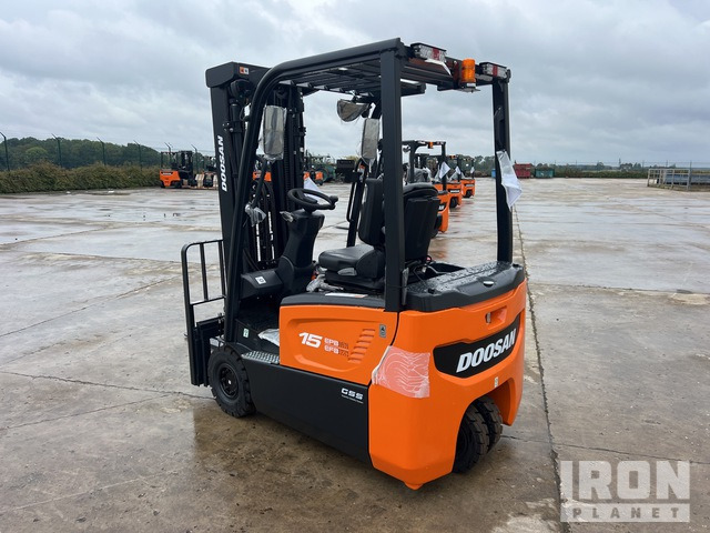 2023 Doosan B15T-7 PLUS 1500 kg Chariot Elevateur Elect ... Electric Forklift - Elektrische heftruck: afbeelding 4 2023 Doosan B15T-7 PLUS 1500 kg Chariot Elevateur Elect ... Electric Forklift - Elektrische heftruck: afbeelding 4