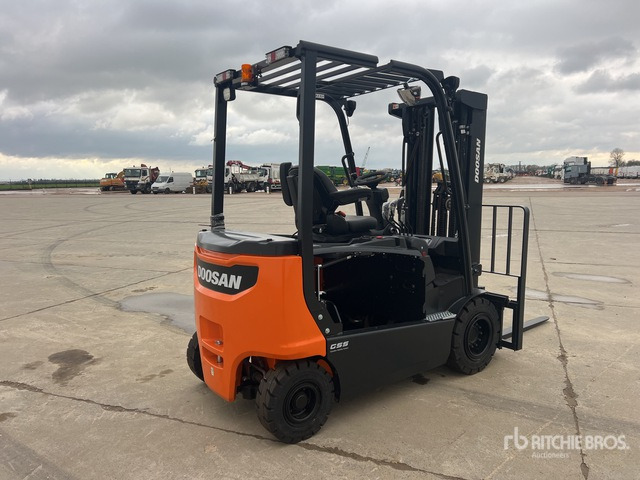 2023 Doosan B25X-7 PLUS 2500 kg Chariot Elevateur Elect ... Electric Forklift - Elektrische heftruck: afbeelding 3 2023 Doosan B25X-7 PLUS 2500 kg Chariot Elevateur Elect ... Electric Forklift - Elektrische heftruck: afbeelding 3