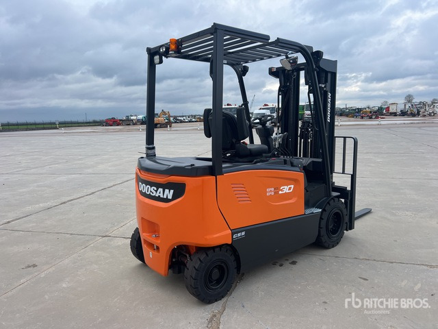 2023 Doosan B30X-7 PLUS 3000 kg Chariot Elevateur Elect ... Electric Forklift - Elektrische heftruck: afbeelding 3 2023 Doosan B30X-7 PLUS 3000 kg Chariot Elevateur Elect ... Electric Forklift - Elektrische heftruck: afbeelding 3