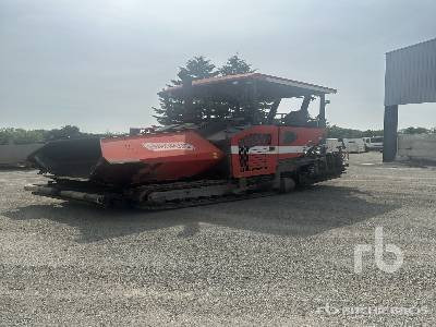 VOLVO P4820D T4 Track Finisseur - Asfaltafwerkmachine: afbeelding 1 VOLVO P4820D T4 Track Finisseur - Asfaltafwerkmachine: afbeelding 1