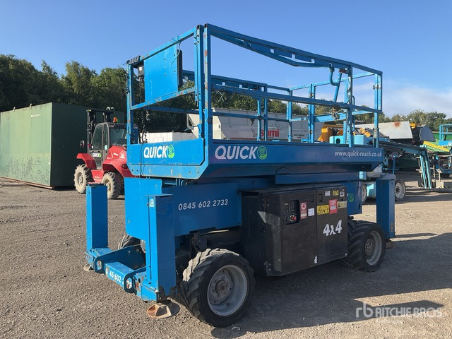 2014 Genie GS2669RT 4x4 Diesel Scissor Lift - Schaarlift: afbeelding 2 2014 Genie GS2669RT 4x4 Diesel Scissor Lift - Schaarlift: afbeelding 2