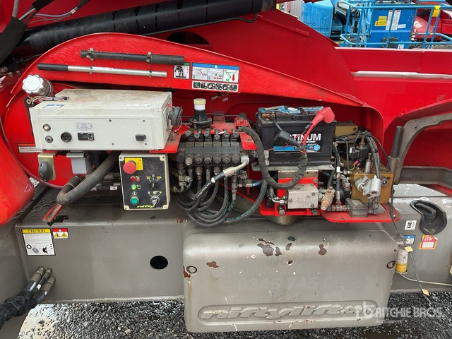 2014 Nifty-Lift HR21 4WD Diesel Articulating Boom Lift - Knikarmhoogwerker: afbeelding 5 2014 Nifty-Lift HR21 4WD Diesel Articulating Boom Lift - Knikarmhoogwerker: afbeelding 5