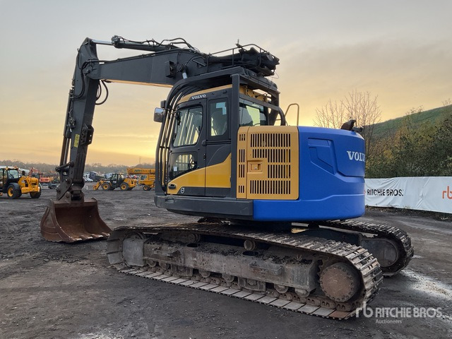 2014 Volvo ECR235DL Tracked Excavator - Rupsgraafmachine: afbeelding 3 2014 Volvo ECR235DL Tracked Excavator - Rupsgraafmachine: afbeelding 3