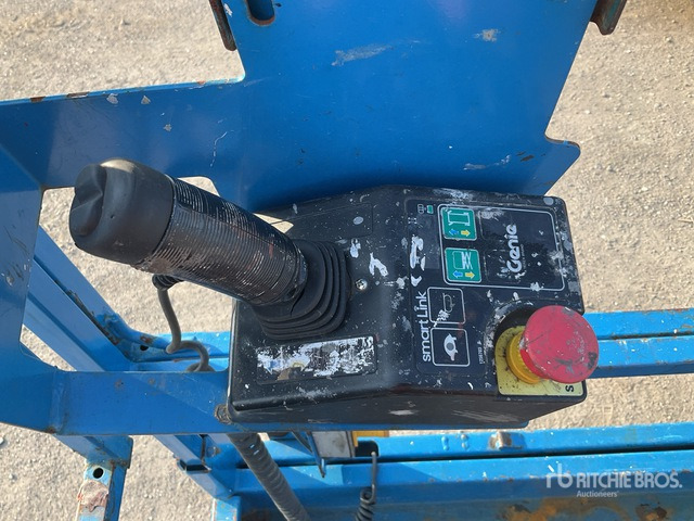 2015 Genie GS-4047 Electric Scissor Lift - Schaarlift: afbeelding 5 2015 Genie GS-4047 Electric Scissor Lift - Schaarlift: afbeelding 5