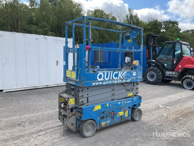 2016 Genie GS1932 Electric Scissor Lift - Schaarlift: afbeelding 4 2016 Genie GS1932 Electric Scissor Lift - Schaarlift: afbeelding 4