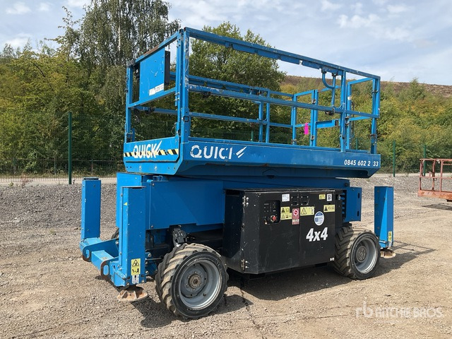 2016 Genie GS3369 4x4 Diesel Scissor Lift - Schaarlift: afbeelding 3 2016 Genie GS3369 4x4 Diesel Scissor Lift - Schaarlift: afbeelding 3