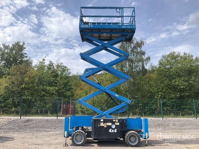 2016 Genie GS3369 4x4 Diesel Scissor Lift - Schaarlift: afbeelding 1 2016 Genie GS3369 4x4 Diesel Scissor Lift - Schaarlift: afbeelding 1