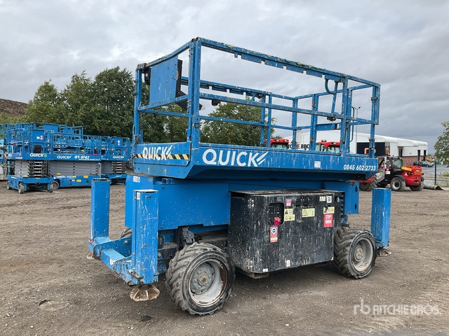 2016 Genie GS3369RT 4x4 Diesel Scissor Lift - Schaarlift: afbeelding 2 2016 Genie GS3369RT 4x4 Diesel Scissor Lift - Schaarlift: afbeelding 2