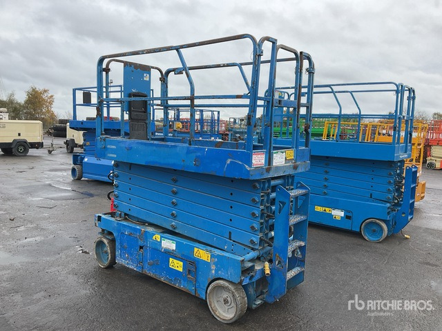 2016 Genie GS4047 Electric Scissor Lift - Schaarlift: afbeelding 4 2016 Genie GS4047 Electric Scissor Lift - Schaarlift: afbeelding 4