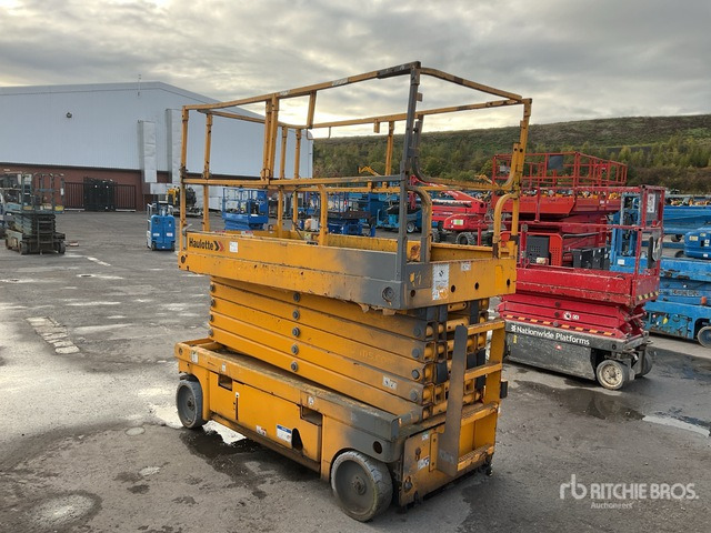 2016 Haulotte Compact 14 Electric (Inoperable) Scissor Lift - Schaarlift: afbeelding 3 2016 Haulotte Compact 14 Electric (Inoperable) Scissor Lift - Schaarlift: afbeelding 3