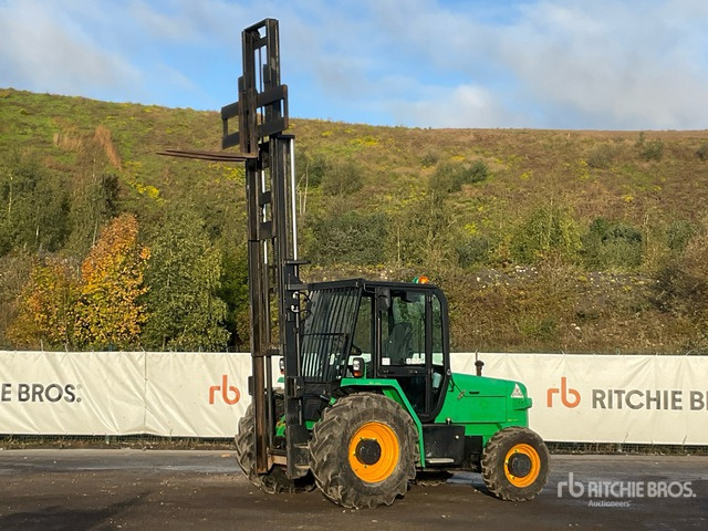 2016 JCB 926-4 2600 kg 4x4 Rough Terrain Forklift - Ruw terrein heftruck: afbeelding 2 2016 JCB 926-4 2600 kg 4x4 Rough Terrain Forklift - Ruw terrein heftruck: afbeelding 2