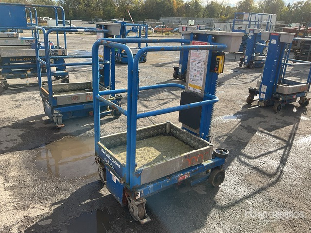 2017 Power Tower Nano Vertical Mast Lift - Verticale masthoogwerker: afbeelding 2 2017 Power Tower Nano Vertical Mast Lift - Verticale masthoogwerker: afbeelding 2