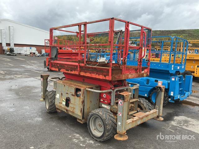 2017 Skyjack SJ6832 RT 4x4 Diesel Scissor Lift - Schaarlift: afbeelding 4 2017 Skyjack SJ6832 RT 4x4 Diesel Scissor Lift - Schaarlift: afbeelding 4