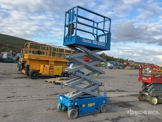 2019 Genie GS1932 Electric Scissor Lift - Schaarlift: afbeelding 2 2019 Genie GS1932 Electric Scissor Lift - Schaarlift: afbeelding 2