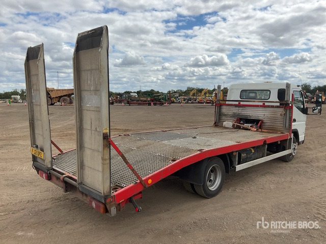 2021 Mitsubishi Canter 4x2 Flatbed Truck - Vrachtwagen met open laadbak: afbeelding 4 2021 Mitsubishi Canter 4x2 Flatbed Truck - Vrachtwagen met open laadbak: afbeelding 4
