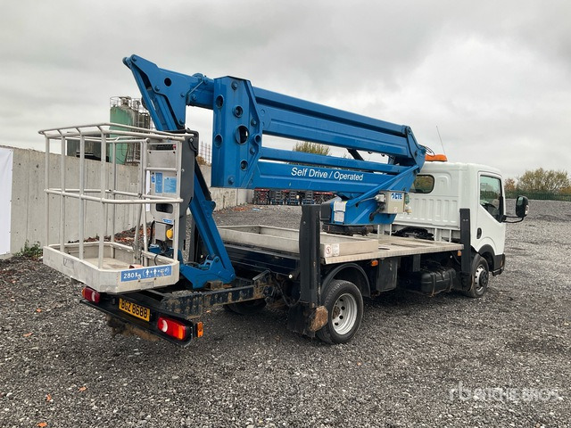 Nissan Cabstar NT400 Bucket Truck - Vrachtwagen hoogwerker: afbeelding 4 Nissan Cabstar NT400 Bucket Truck - Vrachtwagen hoogwerker: afbeelding 4