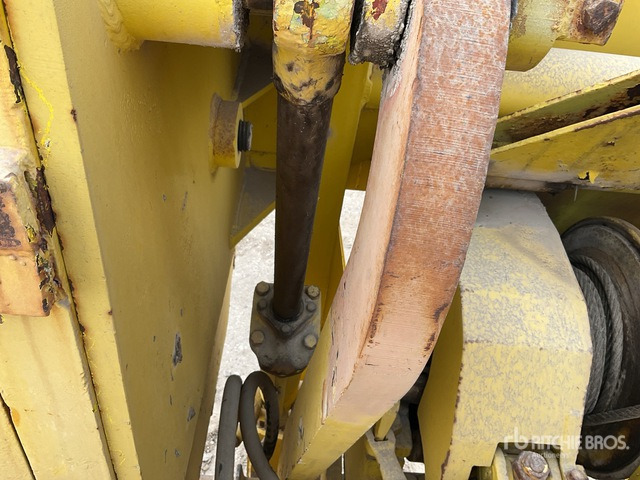 1970 Cat 572E - Pijpenlegger: afbeelding 5 1970 Cat 572E - Pijpenlegger: afbeelding 5