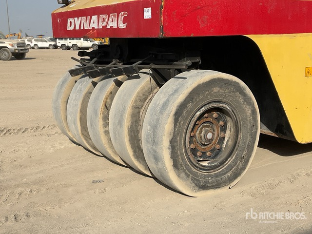 2002 Dynapac CP 271 9 Wheel Pneumatic Roller - Bandenwals: afbeelding 5 2002 Dynapac CP 271 9 Wheel Pneumatic Roller - Bandenwals: afbeelding 5