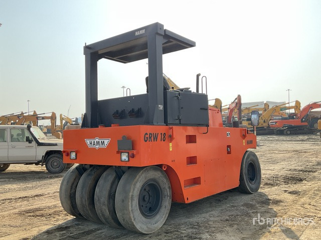 2003 Hamm GRW18 8 Wheel Pneumatic Roller - Bandenwals: afbeelding 3 2003 Hamm GRW18 8 Wheel Pneumatic Roller - Bandenwals: afbeelding 3