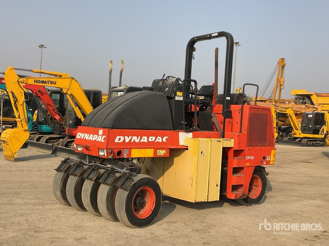 2004 Dynapac CP132 9 Wheel Pneumatic Roller - Bandenwals: afbeelding 3 2004 Dynapac CP132 9 Wheel Pneumatic Roller - Bandenwals: afbeelding 3