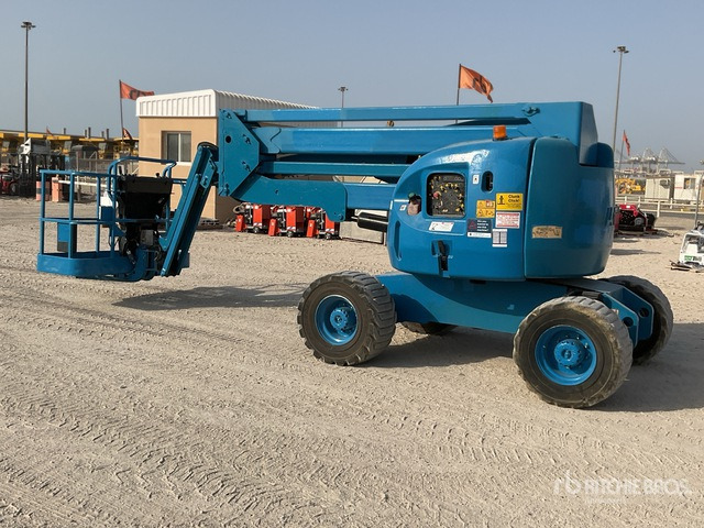 2007 JLG 450AJ 4WD Diesel Articulating Boom Lift - Knikarmhoogwerker: afbeelding 4 2007 JLG 450AJ 4WD Diesel Articulating Boom Lift - Knikarmhoogwerker: afbeelding 4