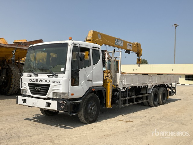 2008 Daewoo Novus K9A6F Soosan SCS746L Straight Boom on 6x4 Boom Truck - Luchtcompressor: afbeelding 1 2008 Daewoo Novus K9A6F Soosan SCS746L Straight Boom on 6x4 Boom Truck - Luchtcompressor: afbeelding 1