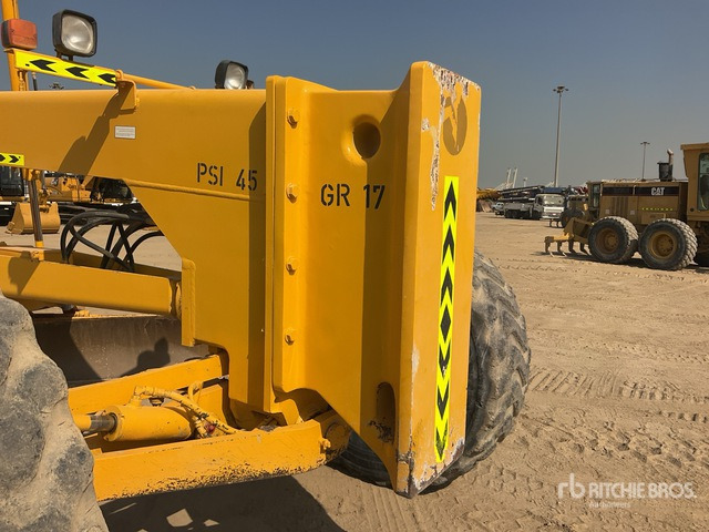 2008 Komatsu GD705A-4 Motor Grader - Grader: afbeelding 4 2008 Komatsu GD705A-4 Motor Grader - Grader: afbeelding 4