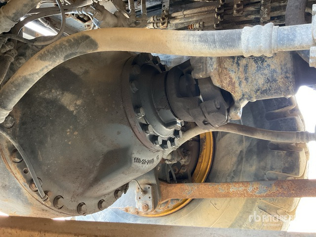 2008 Komatsu HD465-7R 45000 L Fuel Tanker Truck - Zelfrijdende kiepwagen: afbeelding 5 2008 Komatsu HD465-7R 45000 L Fuel Tanker Truck - Zelfrijdende kiepwagen: afbeelding 5