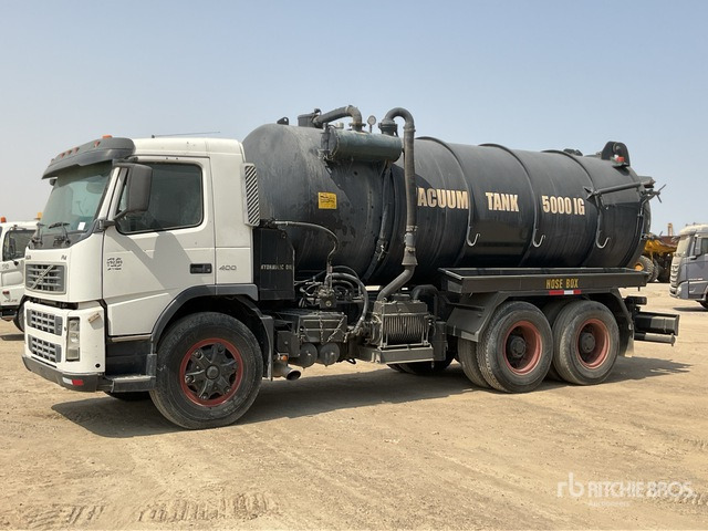 2008 Volvo FM400 6x4 20000 Liters Vacuum Tanker Truck - Vacuümwagen: afbeelding 2 2008 Volvo FM400 6x4 20000 Liters Vacuum Tanker Truck - Vacuümwagen: afbeelding 2
