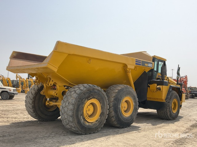 2011 Komatsu HM400-2 - Kiepwagen met knikbesturing: afbeelding 4 2011 Komatsu HM400-2 - Kiepwagen met knikbesturing: afbeelding 4
