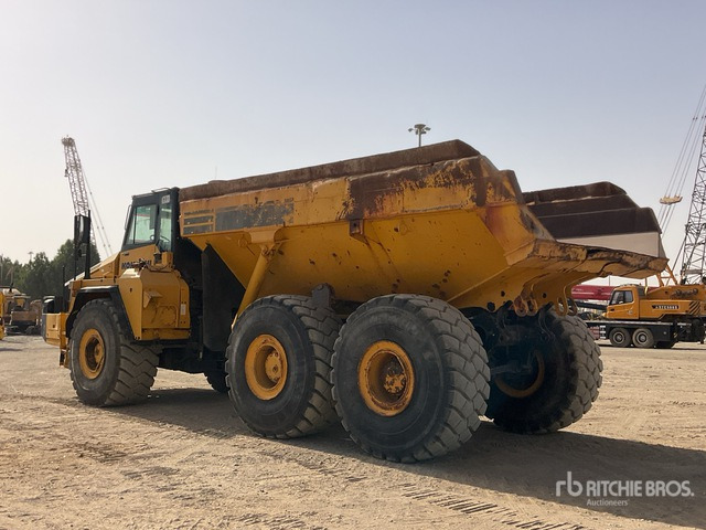 2011 Komatsu HM400-2R Articulated Dump Truck - Kiepwagen met knikbesturing: afbeelding 3 2011 Komatsu HM400-2R Articulated Dump Truck - Kiepwagen met knikbesturing: afbeelding 3