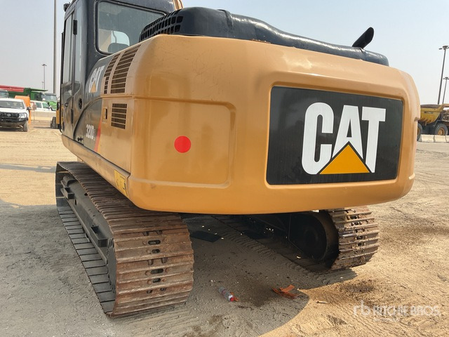 2013 Cat 320D2 - Rupsgraafmachine: afbeelding 4 2013 Cat 320D2 - Rupsgraafmachine: afbeelding 4