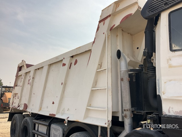 2014 Hyundai HD370 8x4 Twin-Steer Tri/A Dump Truck - Kipper vrachtwagen: afbeelding 5 2014 Hyundai HD370 8x4 Twin-Steer Tri/A Dump Truck - Kipper vrachtwagen: afbeelding 5