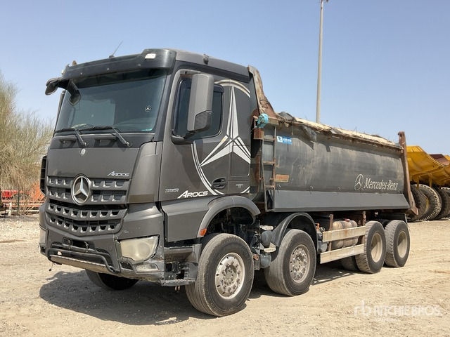 2017 Mercedes Benz AROCS 3951 8x4 Twin-Steer Tri/A Dump Truck - Kipper vrachtwagen: afbeelding 1 2017 Mercedes Benz AROCS 3951 8x4 Twin-Steer Tri/A Dump Truck - Kipper vrachtwagen: afbeelding 1