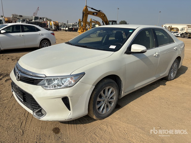 2017 Toyota Camry LE Automobile - Personenwagen: afbeelding 1 2017 Toyota Camry LE Automobile - Personenwagen: afbeelding 1