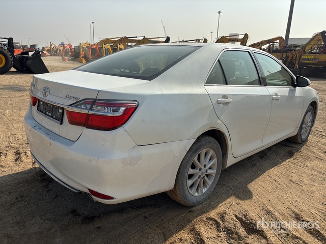 2017 Toyota Camry LE Automobile - Personenwagen: afbeelding 3 2017 Toyota Camry LE Automobile - Personenwagen: afbeelding 3