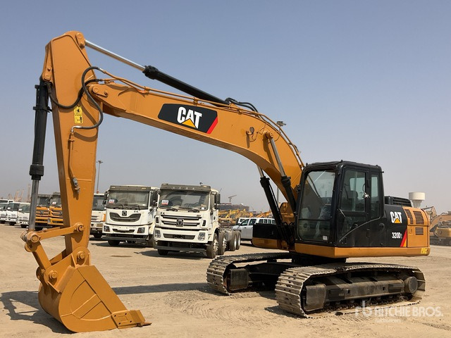 2018 Cat 320D2 - Rupsgraafmachine: afbeelding 2 2018 Cat 320D2 - Rupsgraafmachine: afbeelding 2