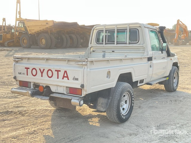 2018 Toyota Land Cruiser 79L 4x4 Pickup - Pick-up: afbeelding 3 2018 Toyota Land Cruiser 79L 4x4 Pickup - Pick-up: afbeelding 3