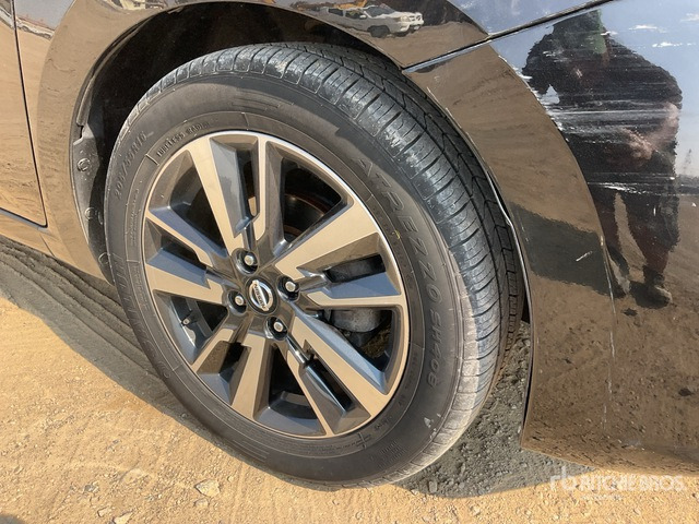 2021 Nissan Versa Automobile - Personenwagen: afbeelding 5 2021 Nissan Versa Automobile - Personenwagen: afbeelding 5