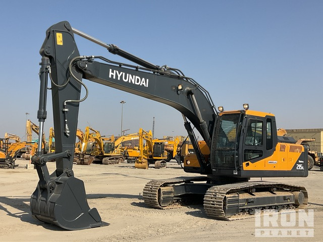 Hyundai R215L Tracked Excavator - Rupsgraafmachine: afbeelding 1 Hyundai R215L Tracked Excavator - Rupsgraafmachine: afbeelding 1