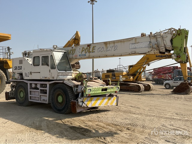 Kato KR25H-V Rough Terrain Crane - Ruwterreinkraan: afbeelding 1 Kato KR25H-V Rough Terrain Crane - Ruwterreinkraan: afbeelding 1