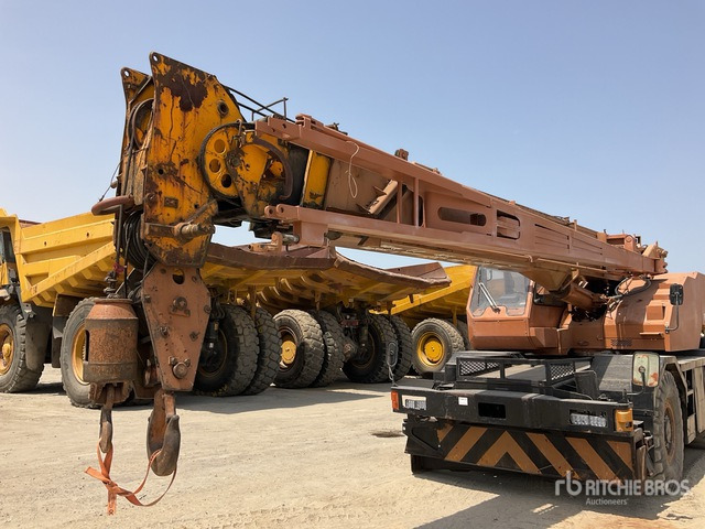 Kobelco RK250-3 - Ruwterreinkraan: afbeelding 5 Kobelco RK250-3 - Ruwterreinkraan: afbeelding 5