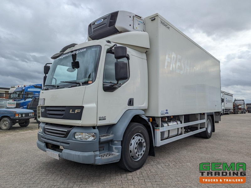 DAF FA LF55.300 4x2 Sleepcab 18T Euro5 Koel-VriesBak 6.45m + Carrier Supra 750 - Laadklep 1500KG (V781) - Isotherm vrachtwagen: afbeelding 1 DAF FA LF55.300 4x2 Sleepcab 18T Euro5 Koel-VriesBak 6.45m + Carrier Supra 750 - Laadklep 1500KG (V781) - Isotherm vrachtwagen: afbeelding 1