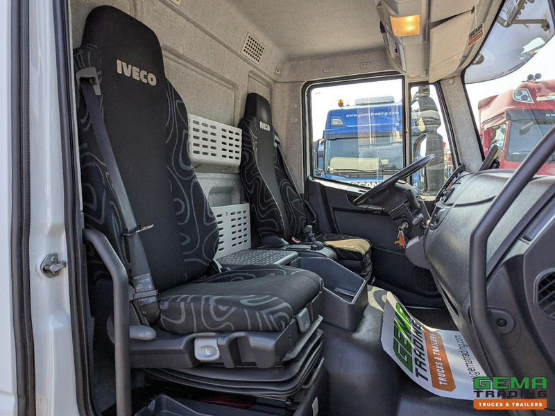 Koelwagen vrachtwagen Iveco 100E19 4x2 Eurocargo Dagcab Euro6A - Koel-Vriesbak 4.65m - Thermo King V-600 MAX - 03/2026 APK: afbeelding 17 Koelwagen vrachtwagen Iveco 100E19 4x2 Eurocargo Dagcab Euro6A - Koel-Vriesbak 4.65m - Thermo King V-600 MAX - 03/2026 APK: afbeelding 17