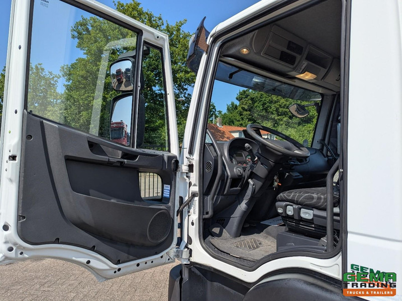 Koelwagen vrachtwagen Iveco 100E19 4x2 Eurocargo Dagcab Euro6A - Koel-Vriesbak 4.65m - Thermo King V-600 MAX - 03/2026 APK: afbeelding 12 Koelwagen vrachtwagen Iveco 100E19 4x2 Eurocargo Dagcab Euro6A - Koel-Vriesbak 4.65m - Thermo King V-600 MAX - 03/2026 APK: afbeelding 12